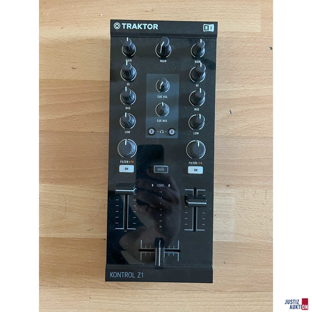 Native Instruments Traktor Kontrol Z1
