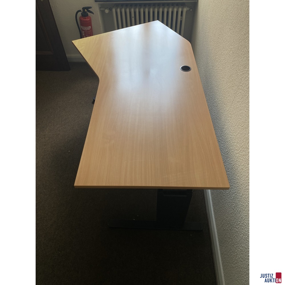 Schreibtisch oben