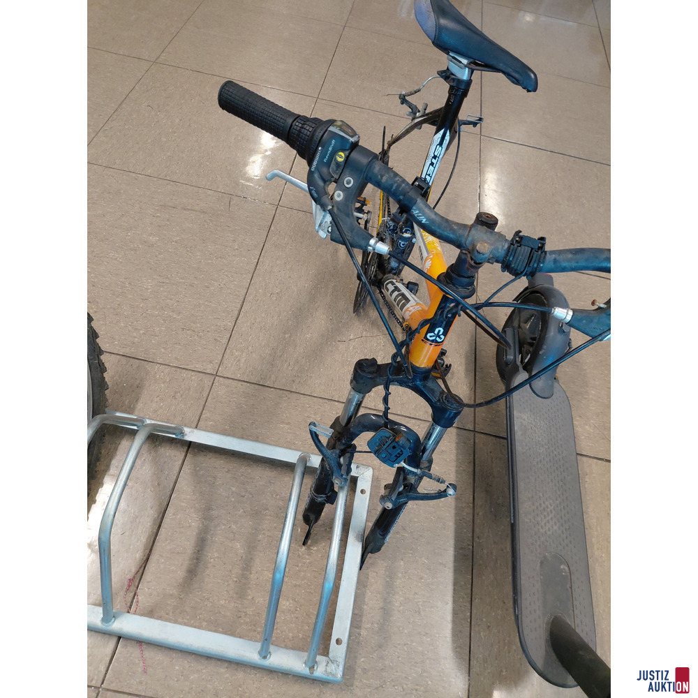 Fahrradrahmen CTM Stefi samt&nbsp;2 Reifen separat