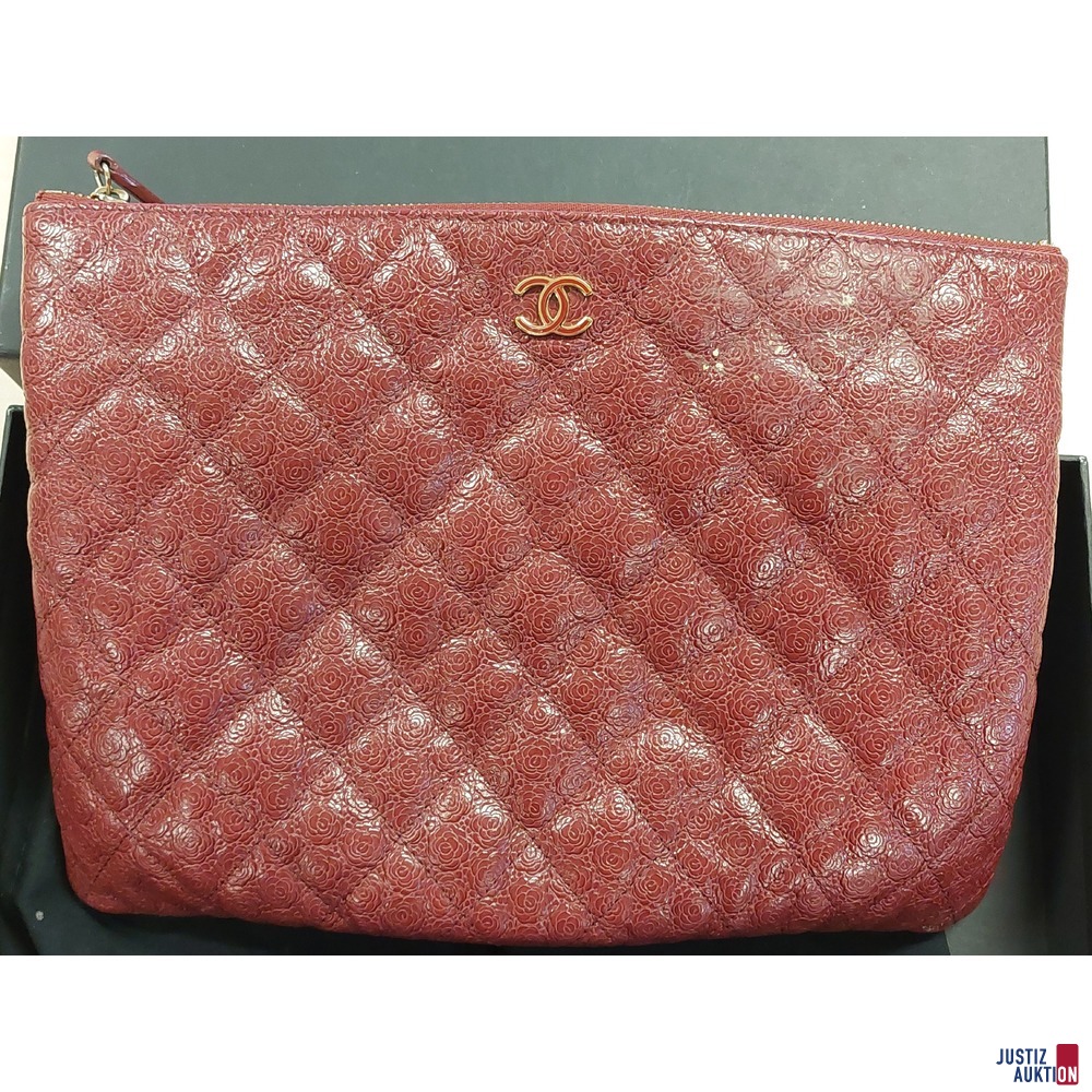 Chanel Schminktasche weinrot