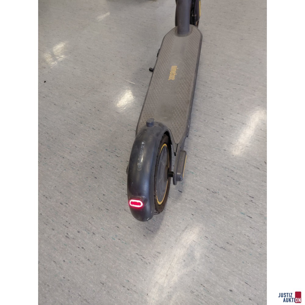 E-Scooter Ninebot
