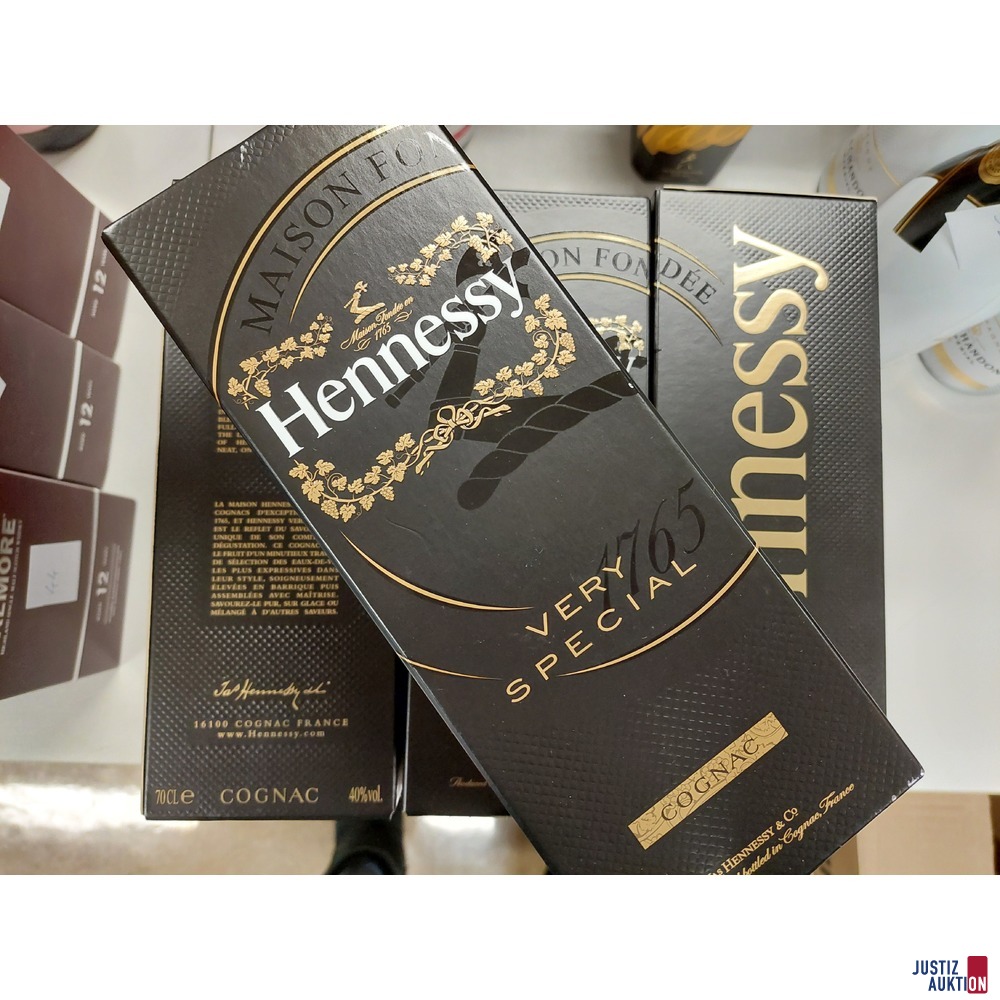 7 Flaschen Hennessy Very Special Cognac 70 cl 40 % in Originalverpackung