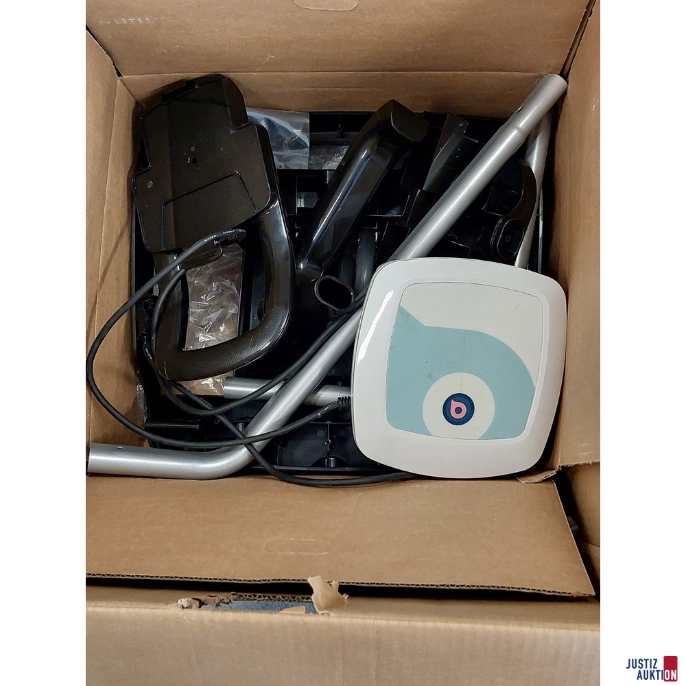 Poolroboter der Marke BWT inkl&period; Zubeh&ouml;r