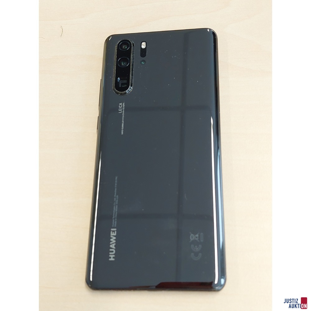 Handy der Marke HUAWEI P 30 PRO Model:VOG-L29