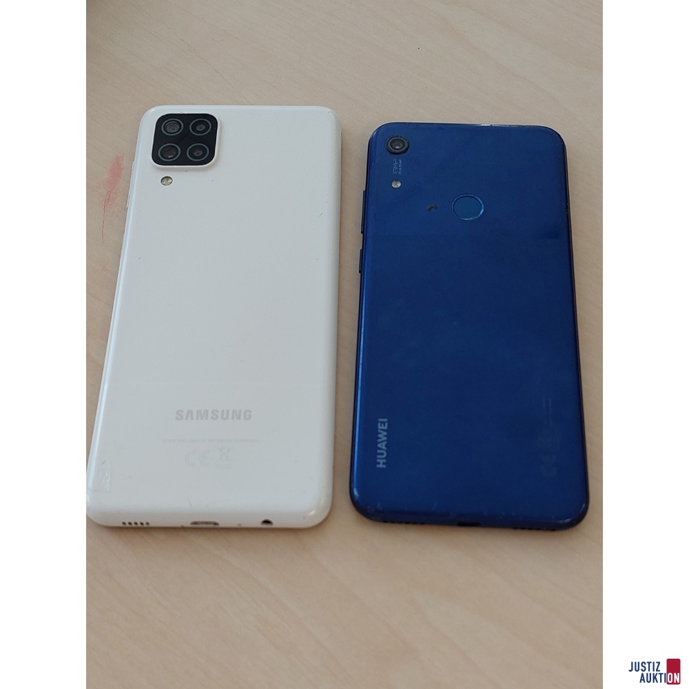 Handy der Marke Huawei Y6S (2019) u.a.
