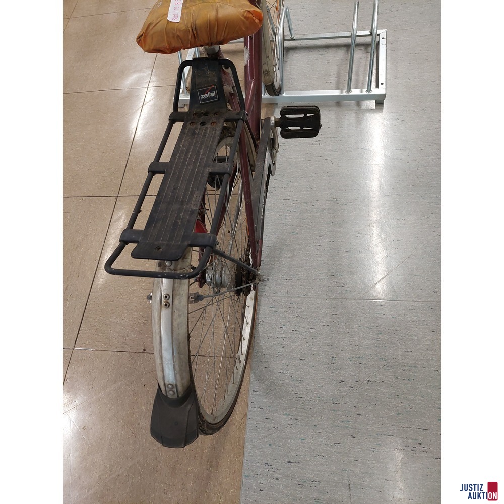 Fahrrad der Marke Genesis Charisma