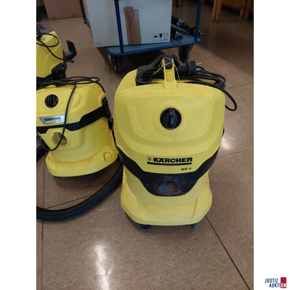 3 Nass-Trockensauger der Marke K&auml;rcher