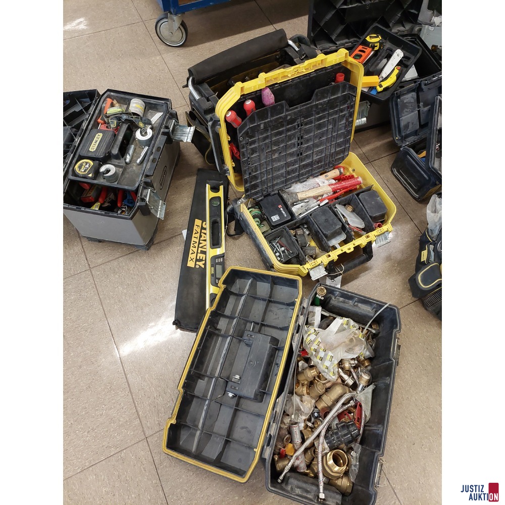 Konvolut an - Werkzeugboxen&comma; Werkzeugtaschen u&period;a&period;