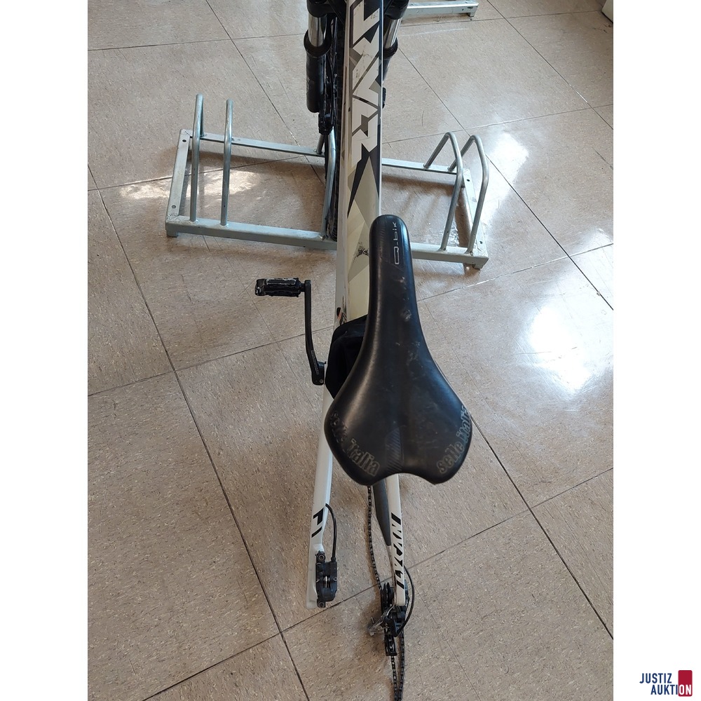 Fahrrad der Marke KTM Lycan 27,5“