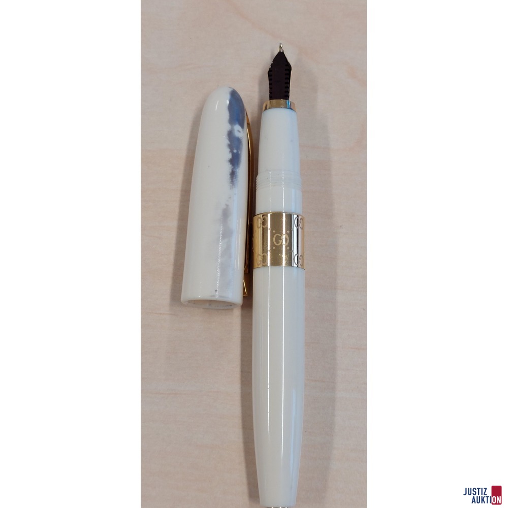 F&uuml;llfeder der Marke GUCCI