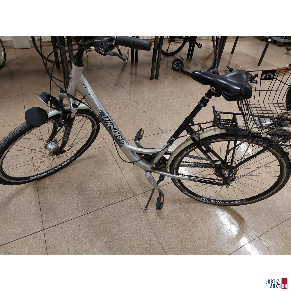 Fahrrad der Marke Winora, Santiago