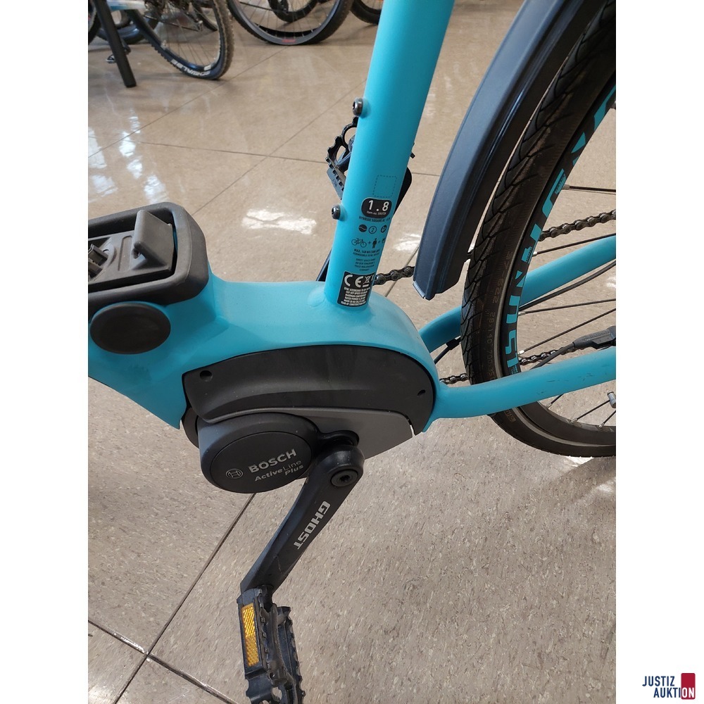 E-Bike der Marke Ghost E-Square 28 Zoll