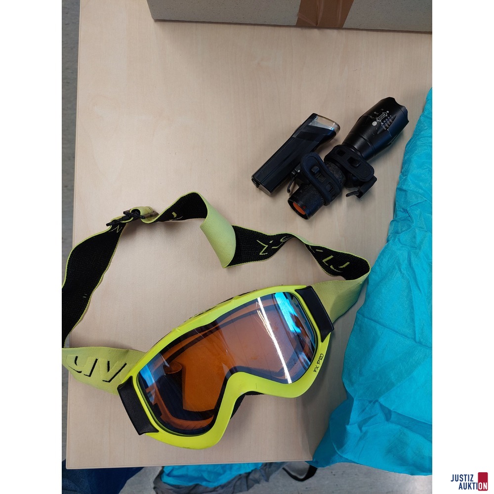 1 Fahrradlampe der Marke Bikemate u&period;a&period;