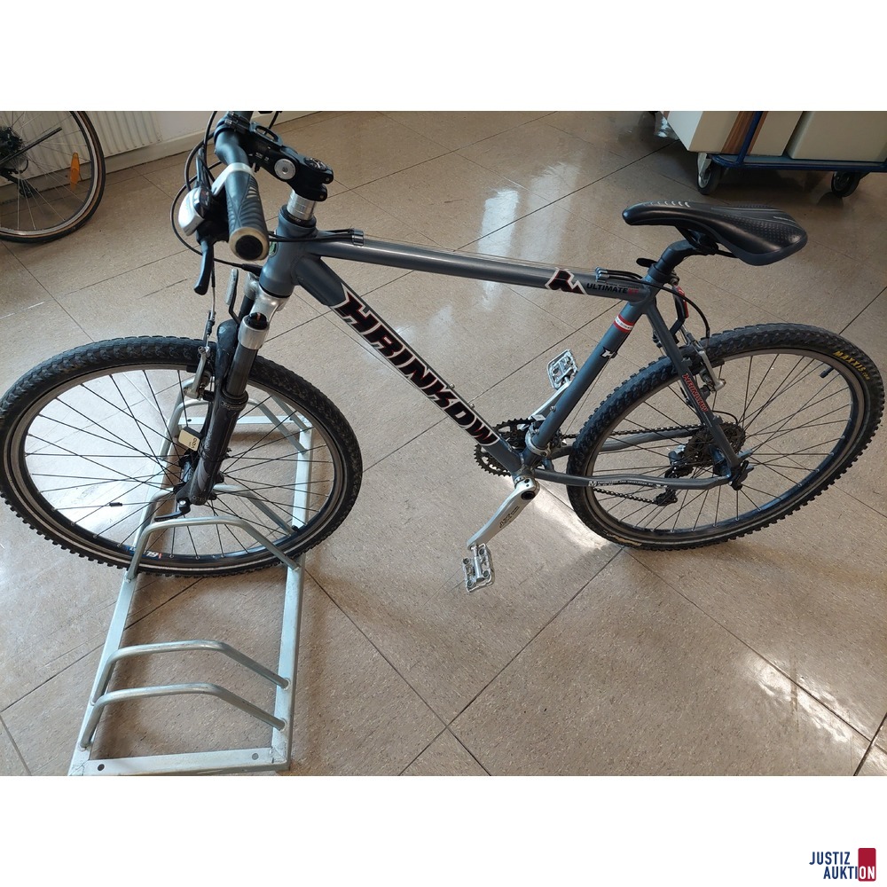 Mountainbike der Marke Hrinkow Ultimate XT