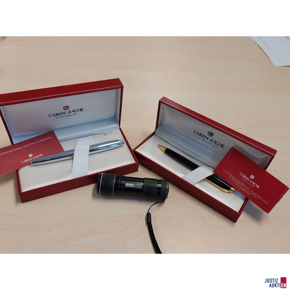 LED Taschenlampe Amy Specifics u.a.