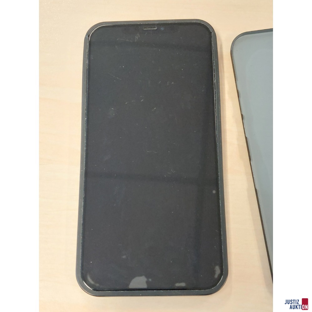 Handy der Marke Apple iPhone 12 Pro Max Model: A2411