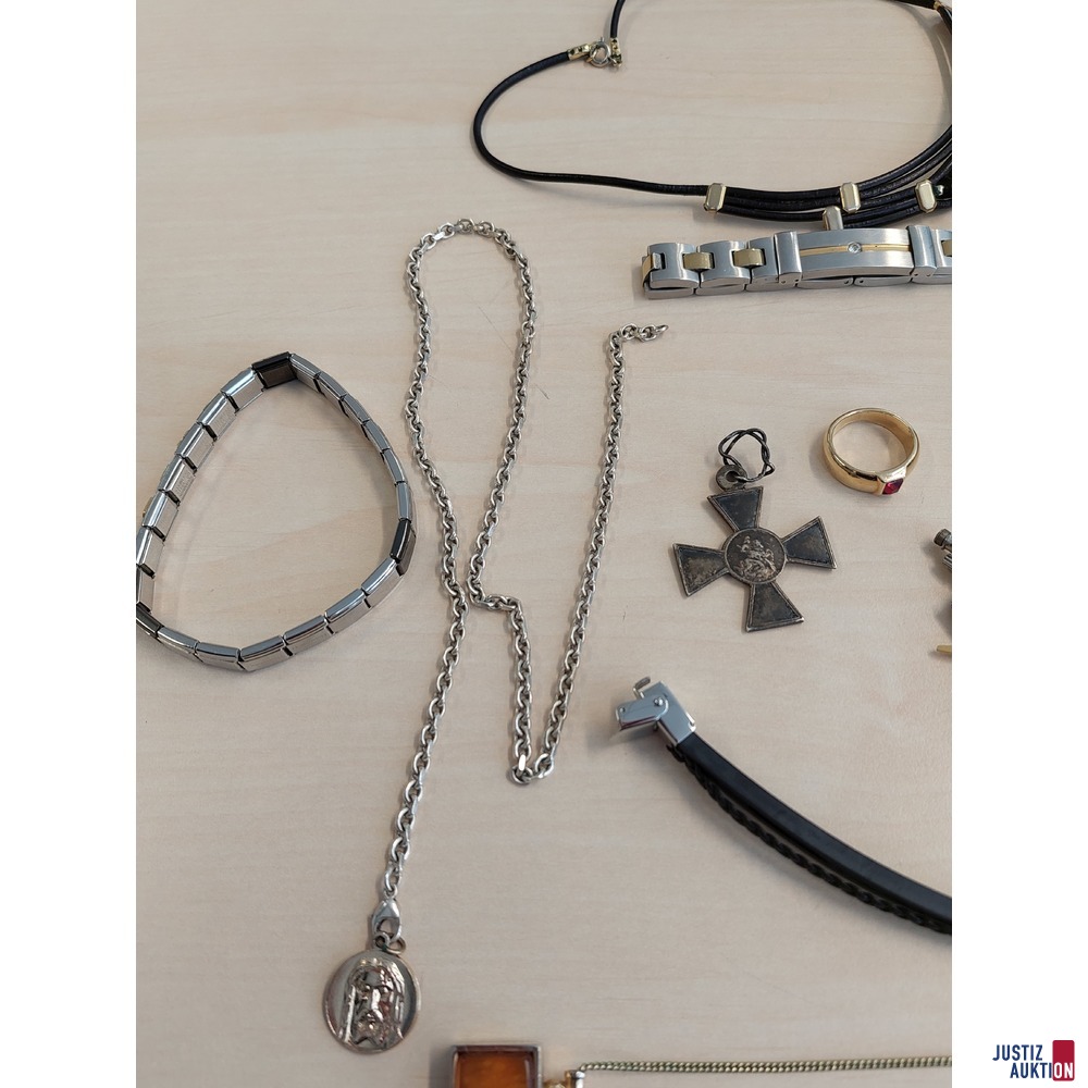 Diverser Modeschmuck