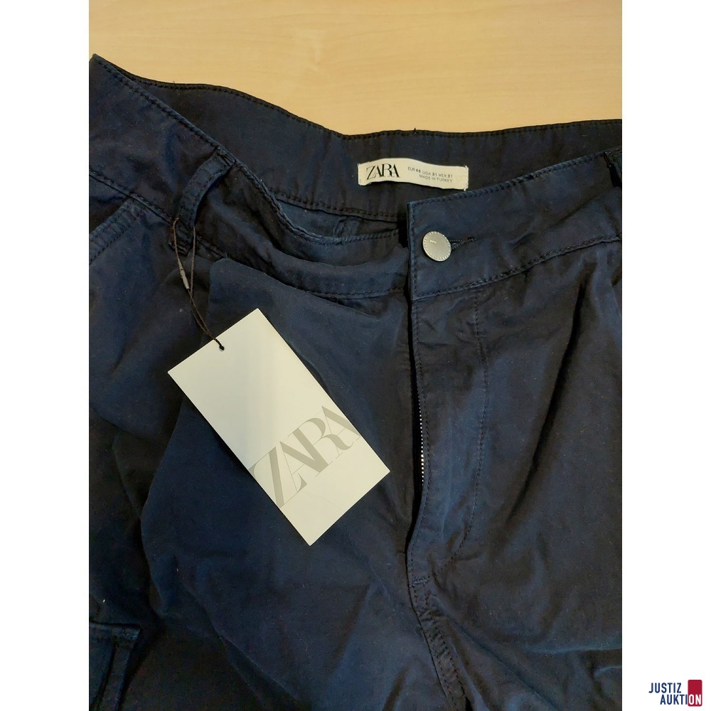 2 Herrenshorts der Marke Zara Gr. 40 neuwertig