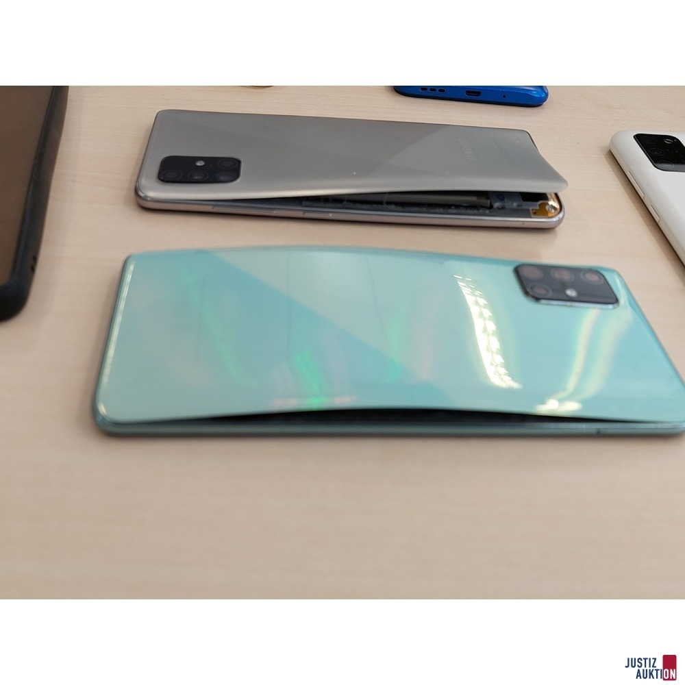 Handy der Marke Redmi Xiaomi Model&colon; M2006C3LG u&period;a&period;