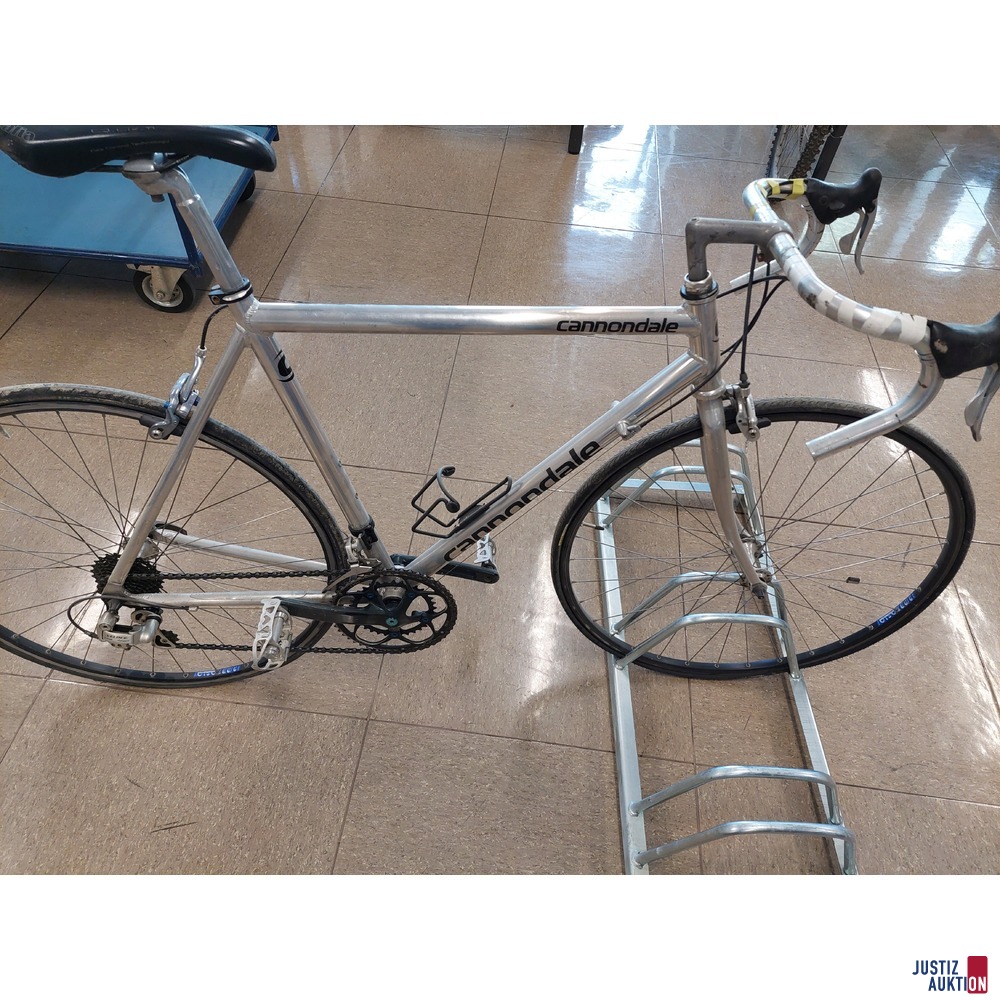 Fahrrad der Marke Cannondale