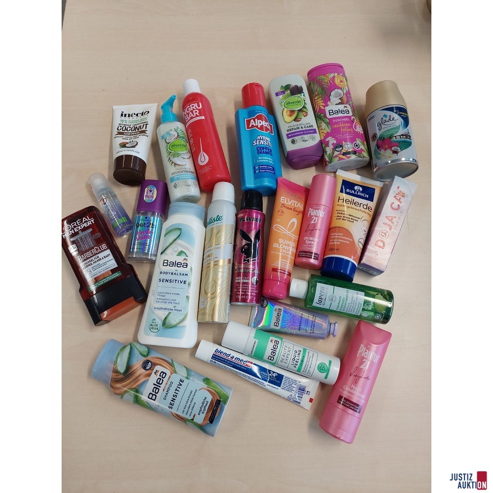 23 diverse Körperpflegeprodukte