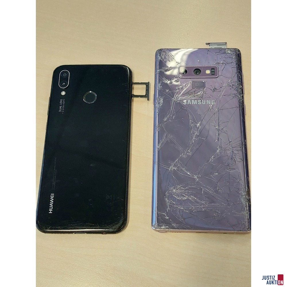 Handy der Marke Huawei u.a.