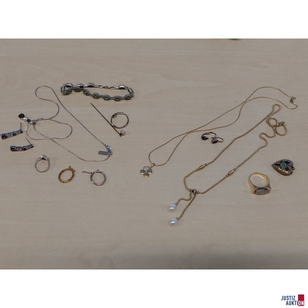 Konvolut an Goldschmuck 585 &permil; punziert