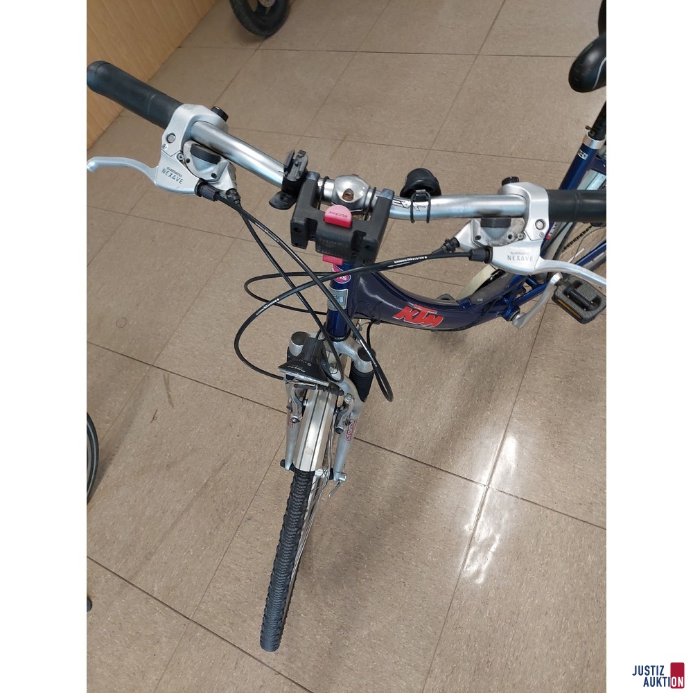 Fahrrad der Marke KTM – Lifetrail