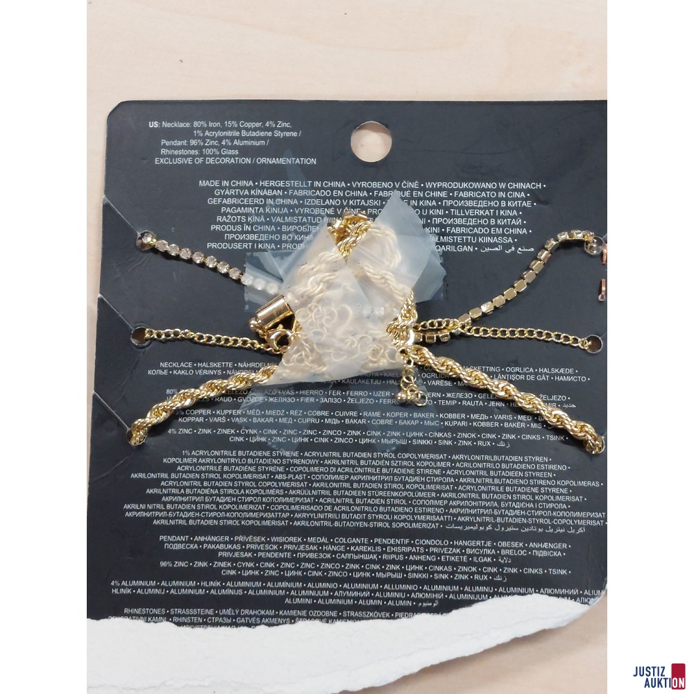 Modeschmuckketten der Marke New Yorker Accessoires