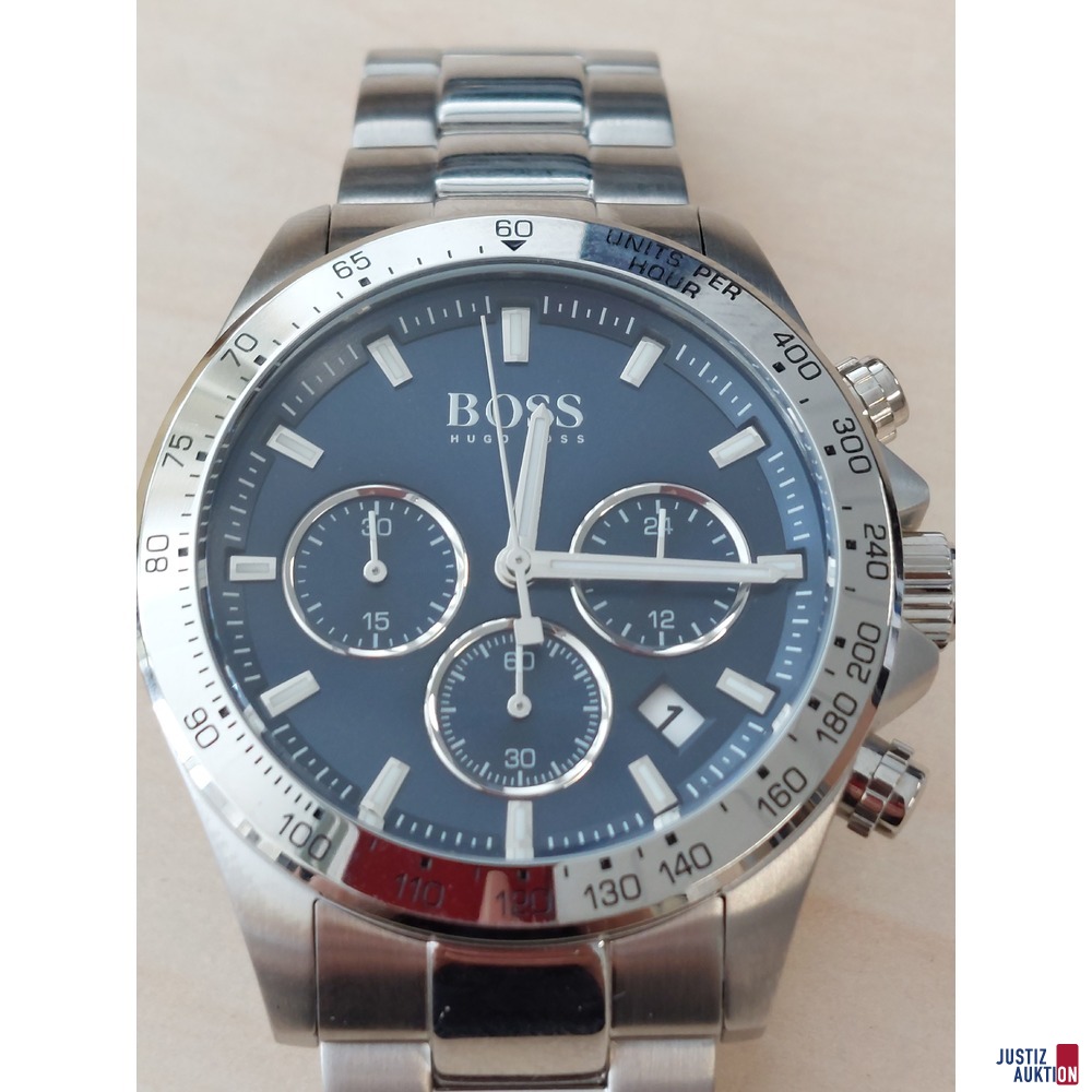 Herrenarmbanduhr der Marke Boss - Model: Hero Sport