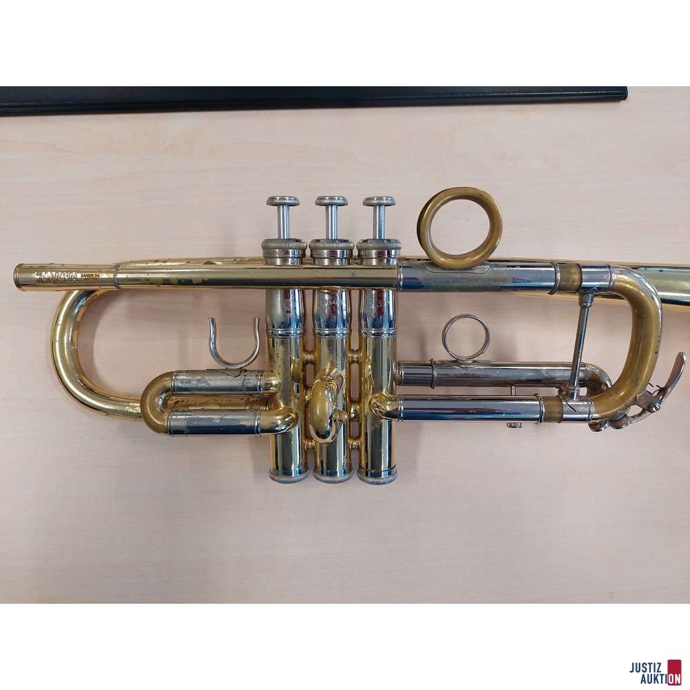 Trompete der Marke Yamaha YTR6445H