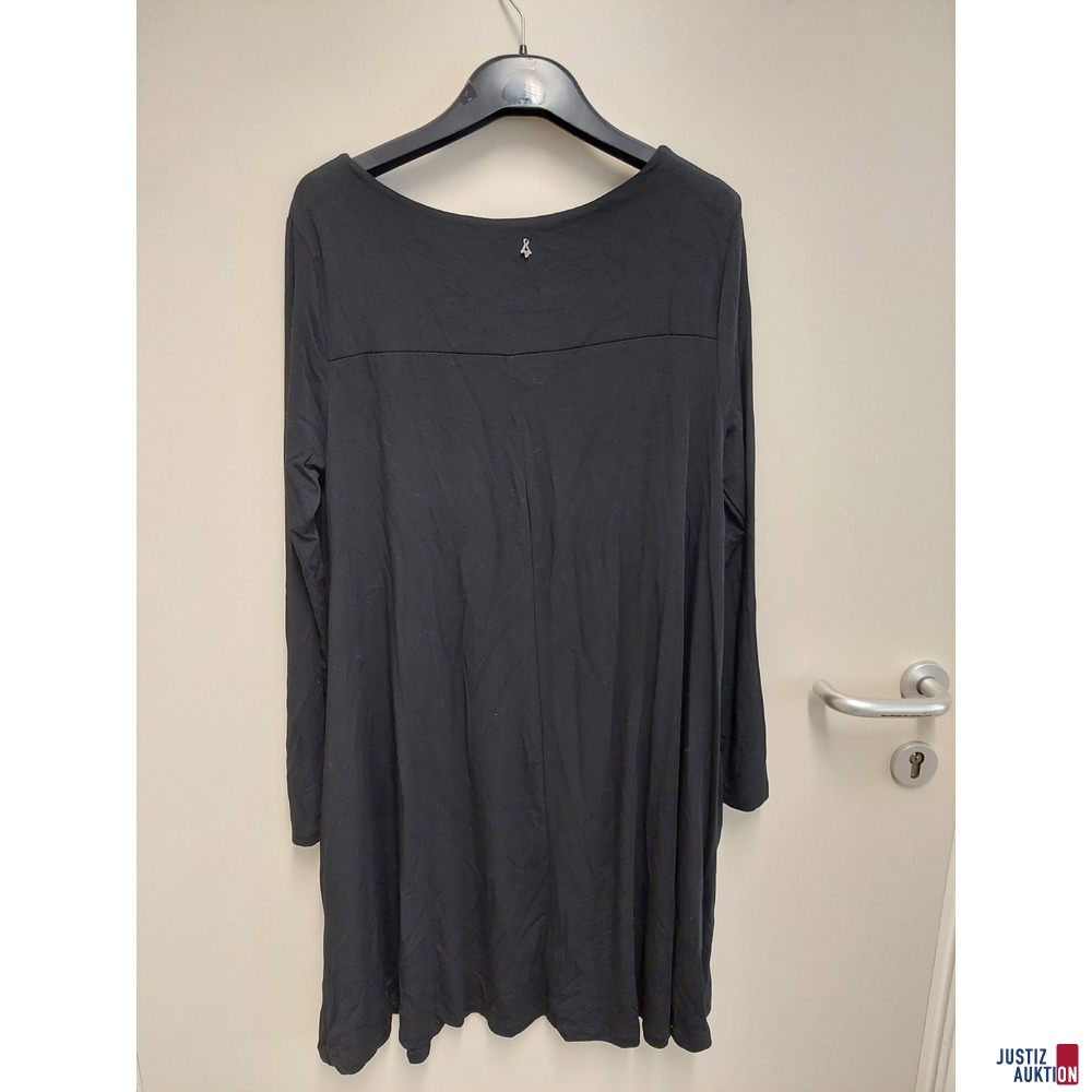 Kleid der Marke Kultfrau Größe M NEU