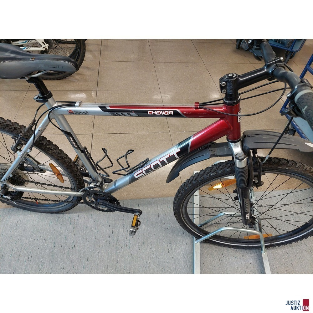 Fahrrad der Marke Scott Chenoa