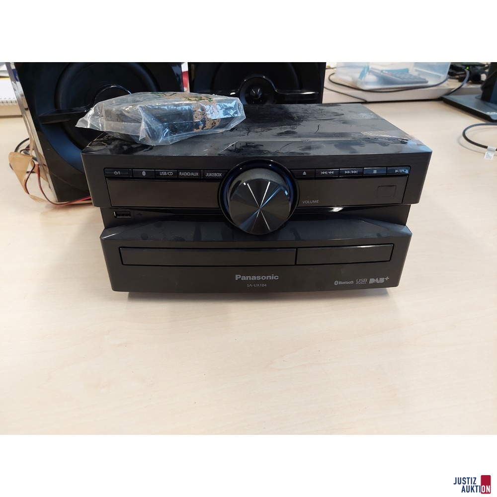 Mini Stereo Anlage der Marke Panasonic SA-UX104