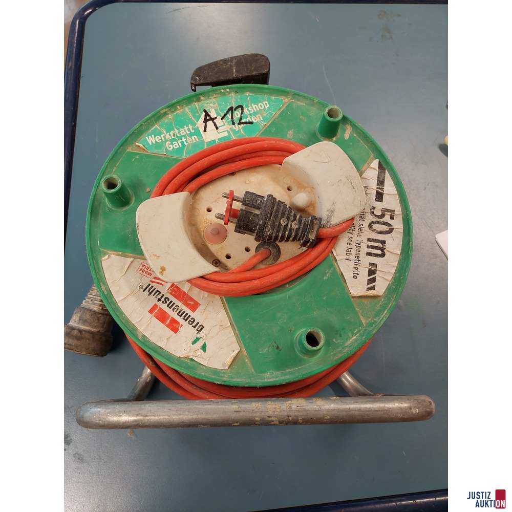 Betonbohrer der Marke Hilti 120cm lang u.a.