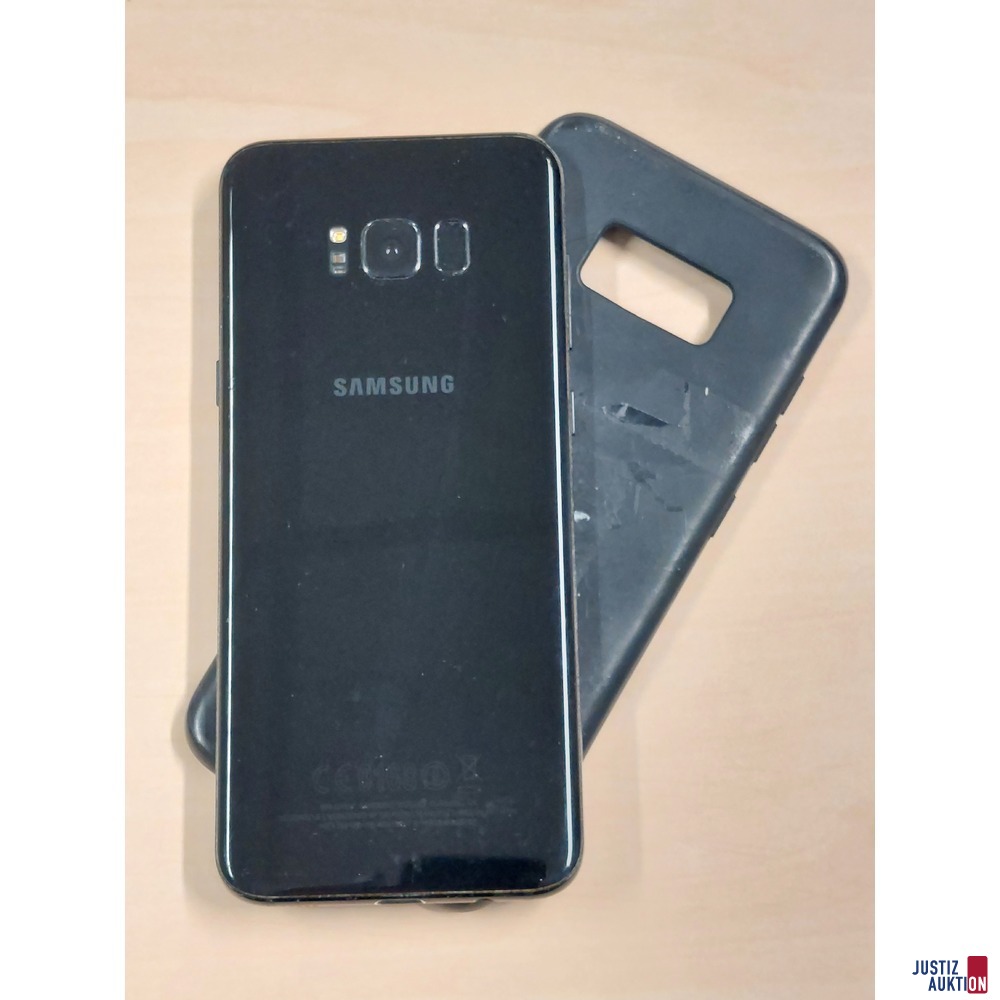 Handy der Marke Samsung Galaxy S8+ gebraucht/Gebrauchsspuren vorhanden
