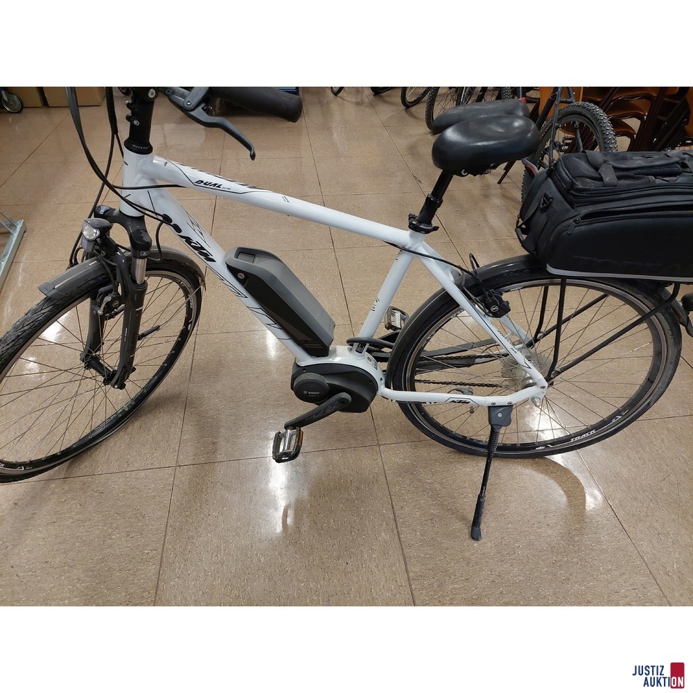 E-Bike der Marke KTM Macina Dual