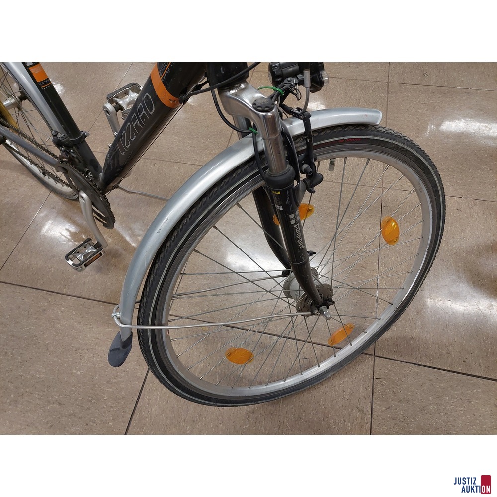 Fahrrad der Marke Lizzard trekking