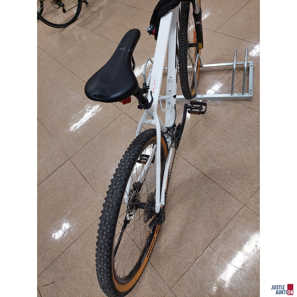 Fahrrad der Marke KTM Peak XT 29