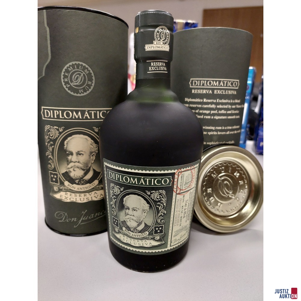2 Flaschen Diplomático Reserva Exclusiva Rum in Originalverpackung