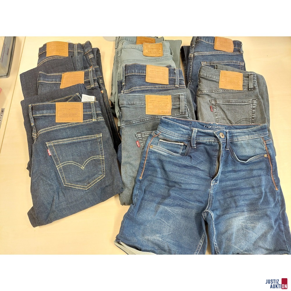 9 Jeans der Marke Levi`s 511