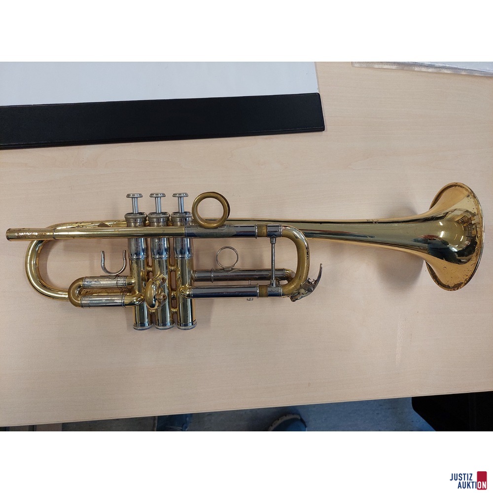 Trompete der Marke Yamaha YTR6445H