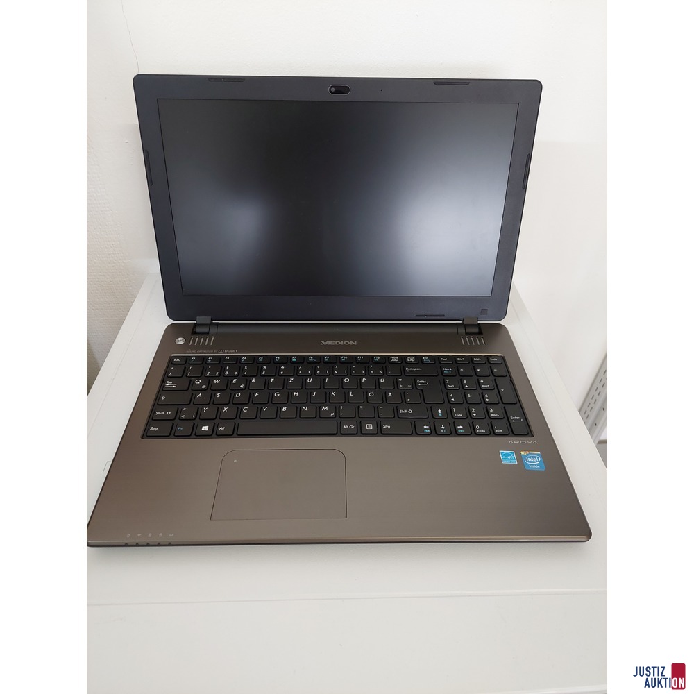 Laptop der Marke Medion Akoya - Model&colon; E6240