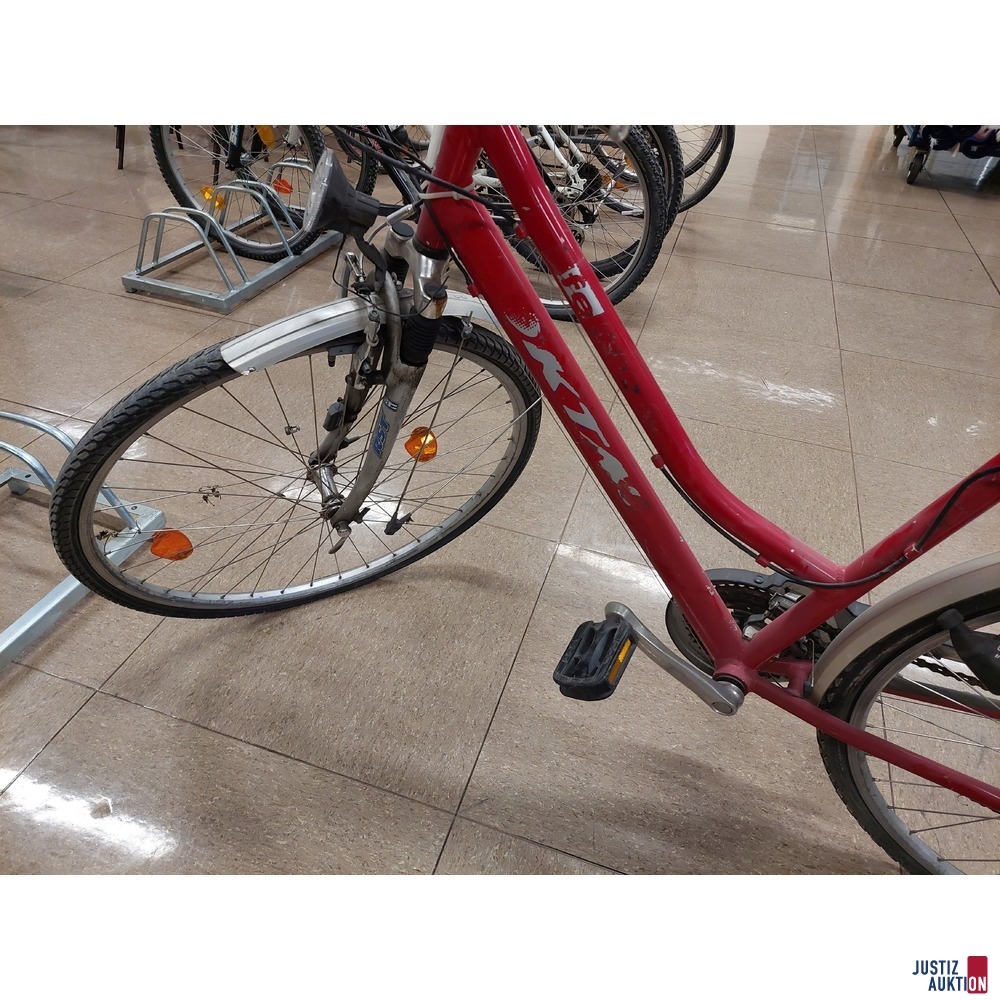 Fahrrad der Marke KTM