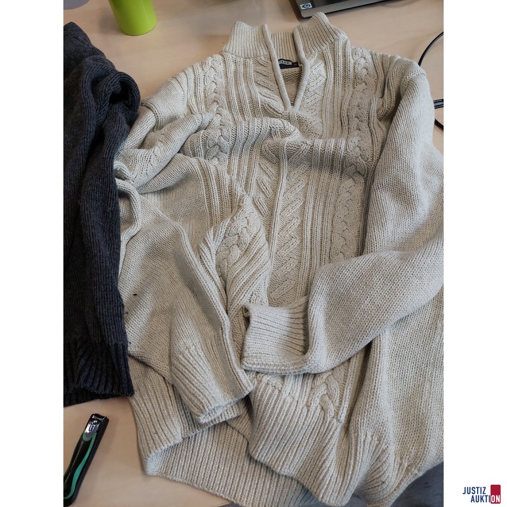 Strickpullover der Marke VIACORTESA Größe XXL u.a.