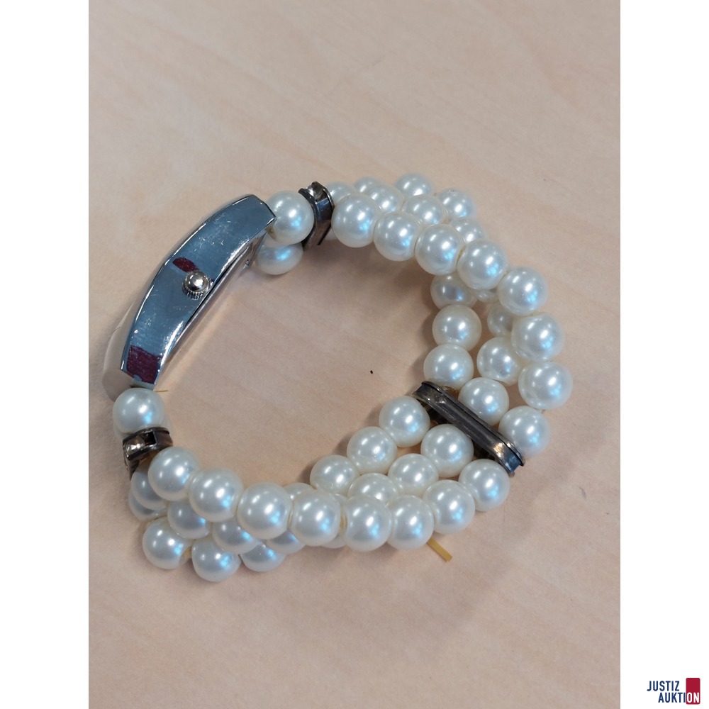 Damenarmbanduhr Mary Quartz