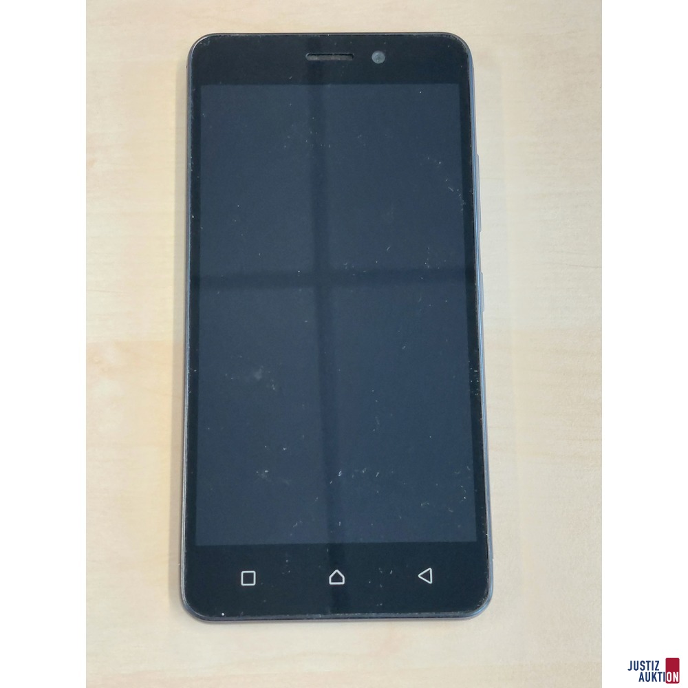 Handy der Marke Lenovo K6