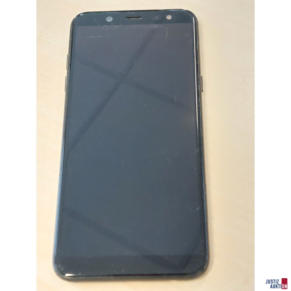 Handy der Marke Samsung Galaxy A6