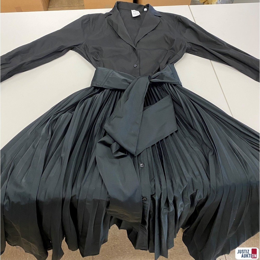 Hemdblusenkleid von "Sara Roka" schwarz mit Plisseerock und breitem Bindegürte Gr S - Neu