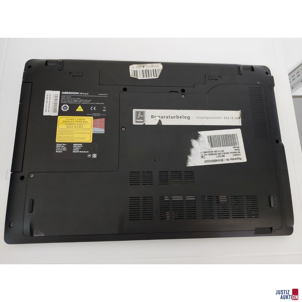 Laptop der Marke Medion Akoya - Model&colon; E6240
